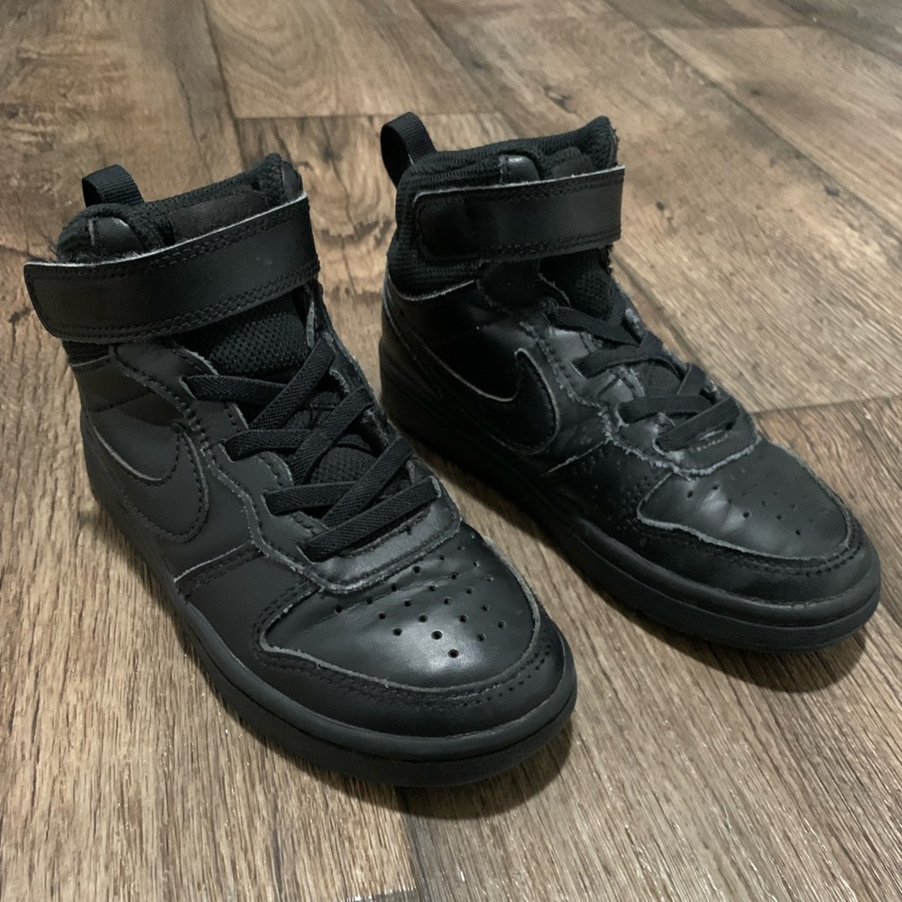 Nike court